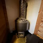 Sauna In The Heart Of Nuuksio National Park - Moekki Nuuksiossa シャレー *