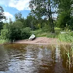 Sauna In The Heart Of Nuuksio National Park - Moekki Nuuksiossa シャレー