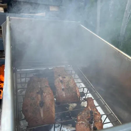 Sauna In The Heart Of Nuuksio National Park - Moekki Nuuksiossa