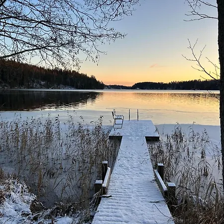 Sauna In The Heart Of Nuuksio National Park - Moekki Nuuksiossa
