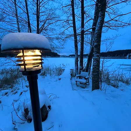 Sauna In The Heart Of Nuuksio National Park - Moekki Nuuksiossa Chalet *