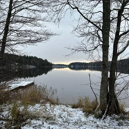 Sauna In The Heart Of Nuuksio National Park - Moekki Nuuksiossa Chalet *