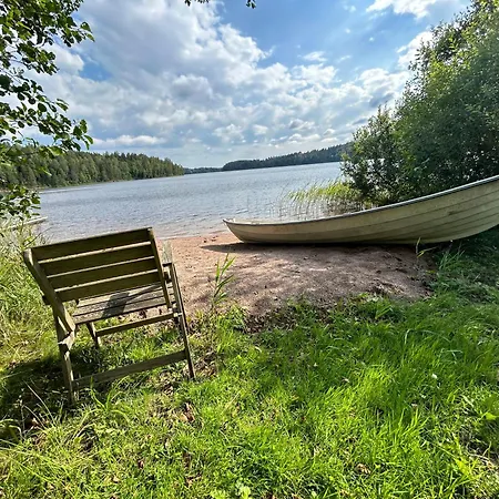 Sauna In The Heart Of Nuuksio National Park - Moekki Nuuksiossa Dağ evi *